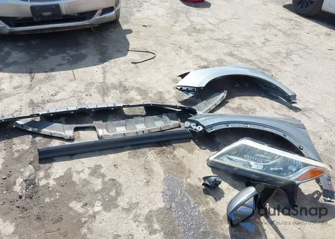 2015 Nissan Pathfinder Sl from USA, damaged, VIN 5N1AR2MM0FC630011